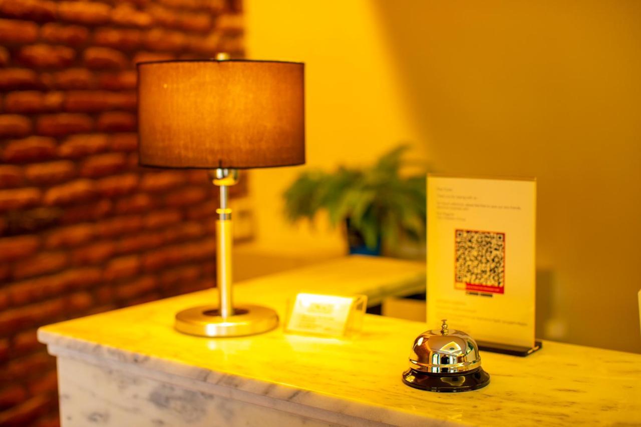 City Inn - Boutique Hotel Tbilisi Bagian luar foto