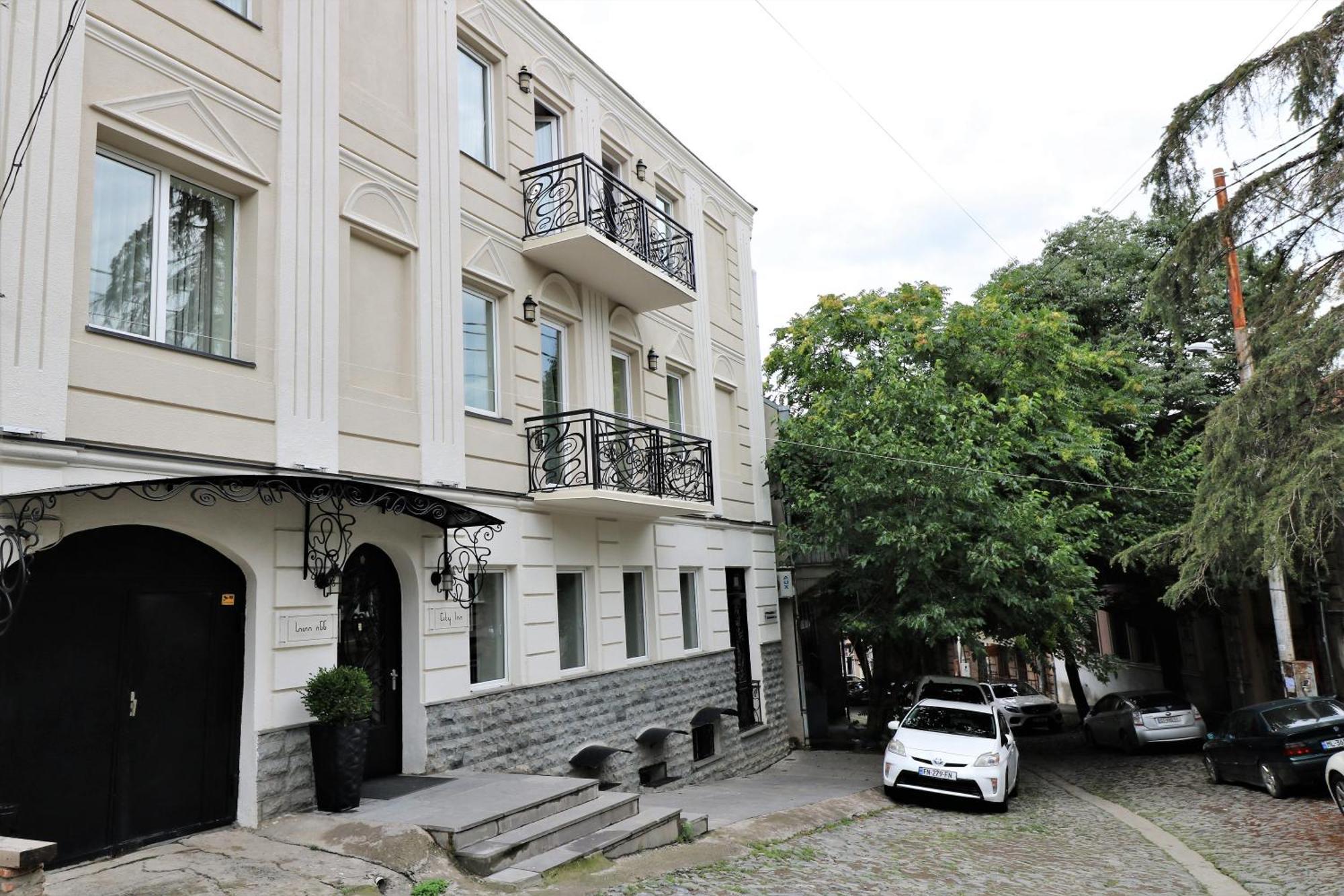 City Inn - Boutique Hotel Tbilisi Bagian luar foto